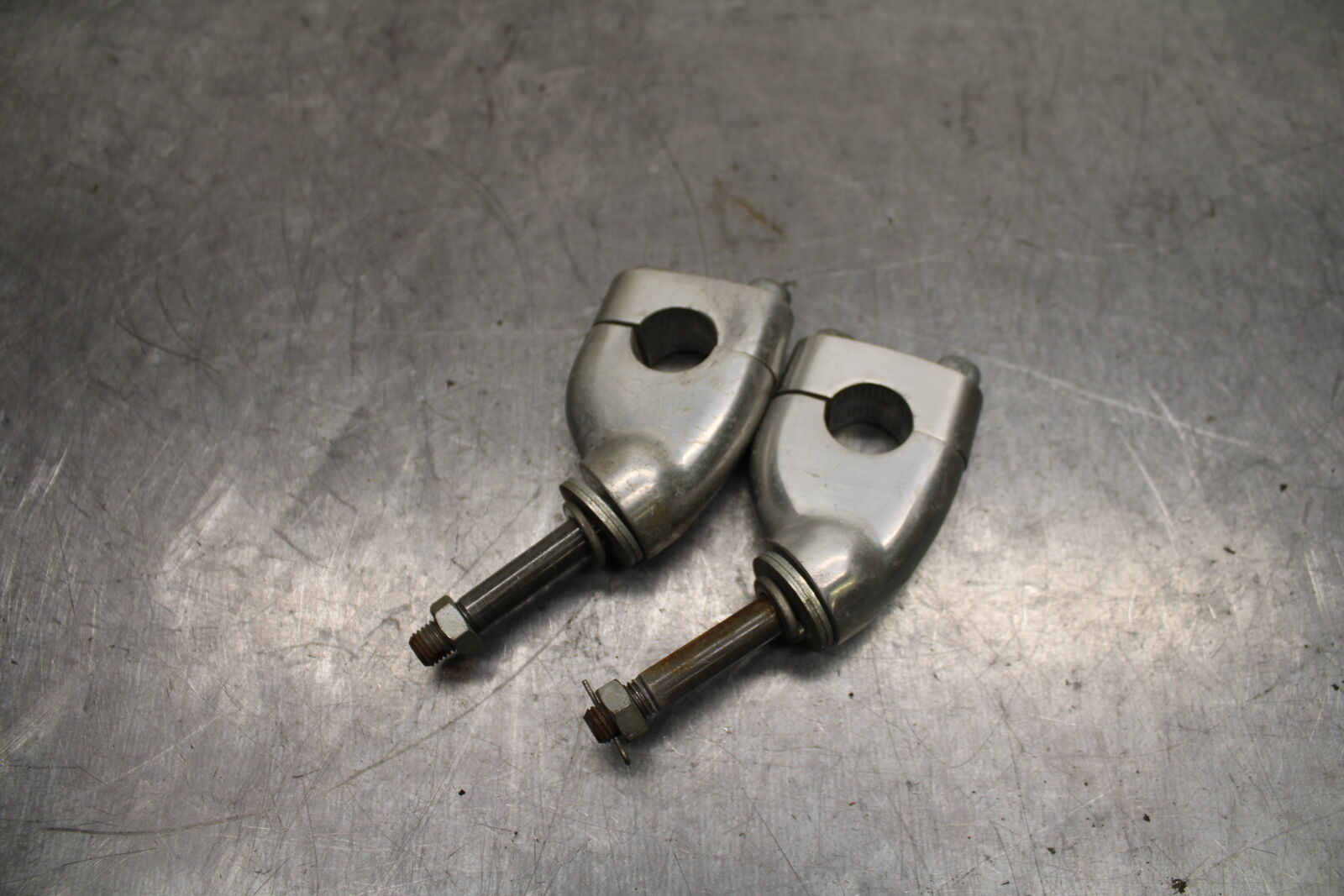 1984 Yamaha Virago 1000 HANDLEBAR RISERS BB117