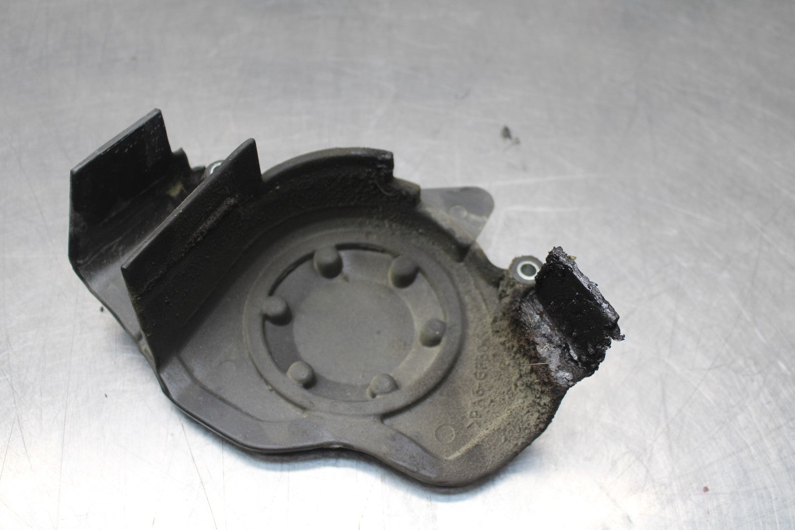 09-10 KAWASAKI ER-6N ENGINE SPROCKET COVER BB205