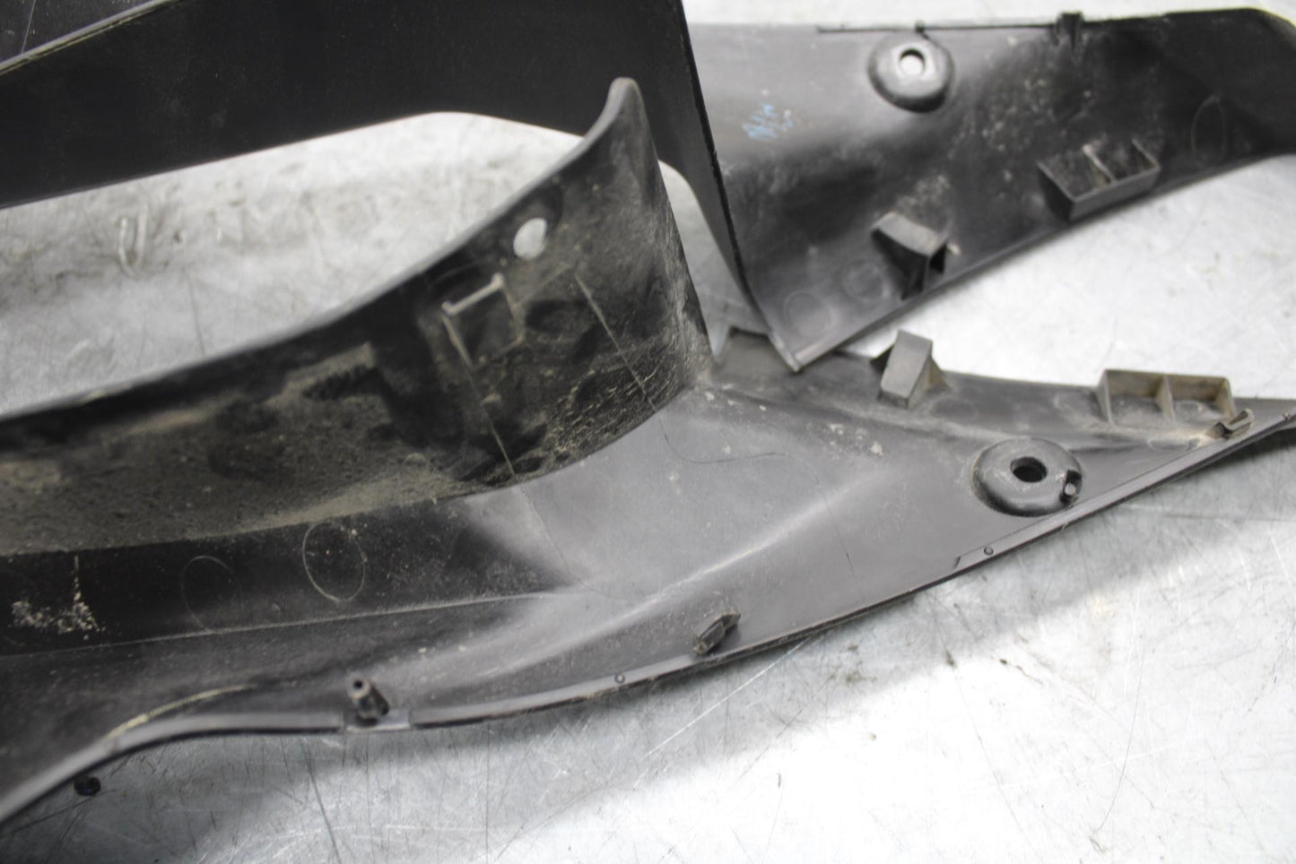 2015 Yamaha YZF R3 RIGHT LEFT FRONT DUCT COVERS PANELS COWLS BB526