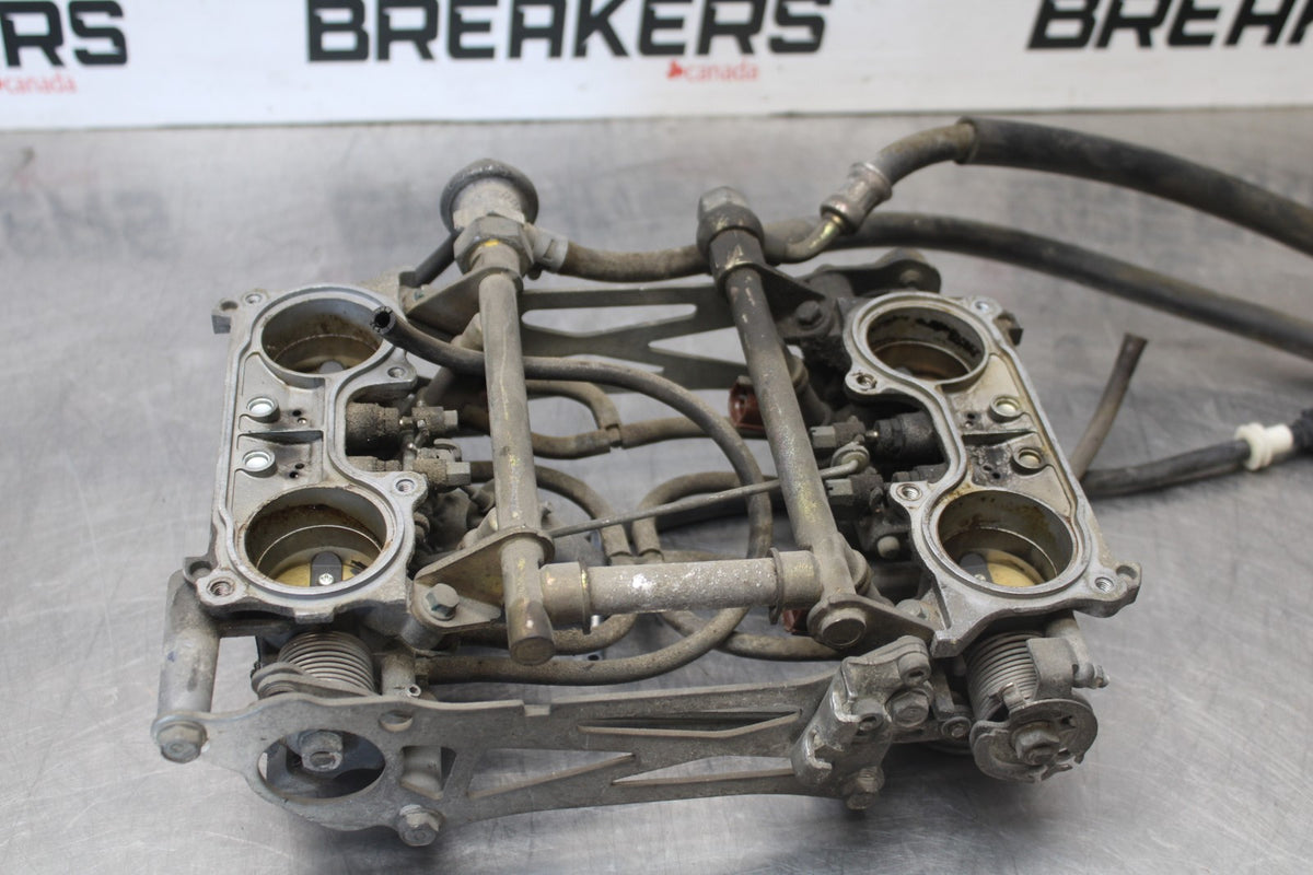 06-07 HONDA INTERCEPTOR 800 VFR800 MAIN FUEL INJECTORS / THROTTLE BODIES BB917