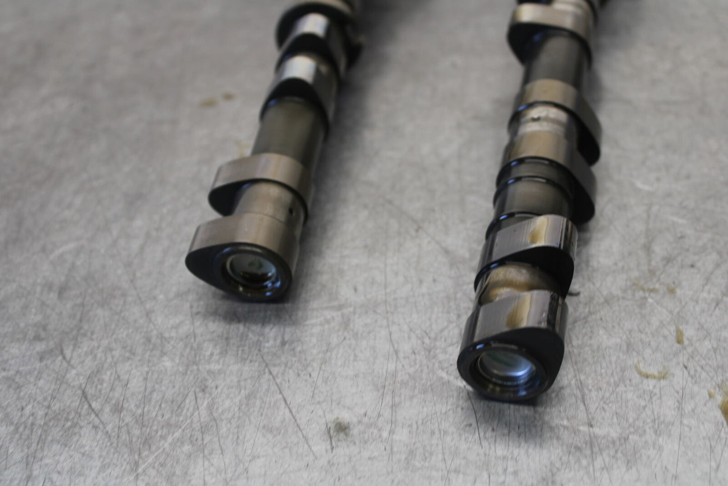 08-09 YAMAHA YZF R6S CAMSHAFT CAMS SHAFTS  5SL-12170-00-00 5SL-12180-00-00 BB690