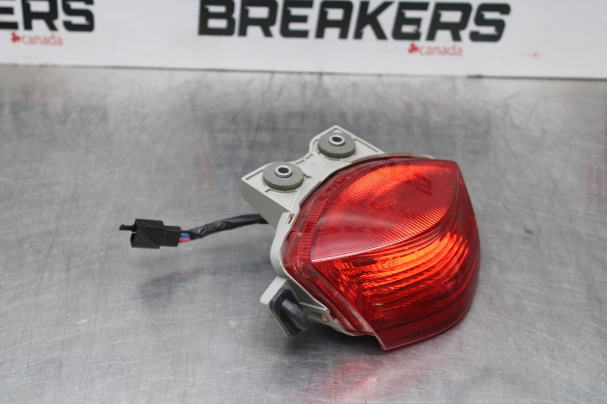 06-07 KAWASAKI NINJA 650R EX650A REAR TAIL TAILLIGHT BACK BRAKE LIGHT BB774