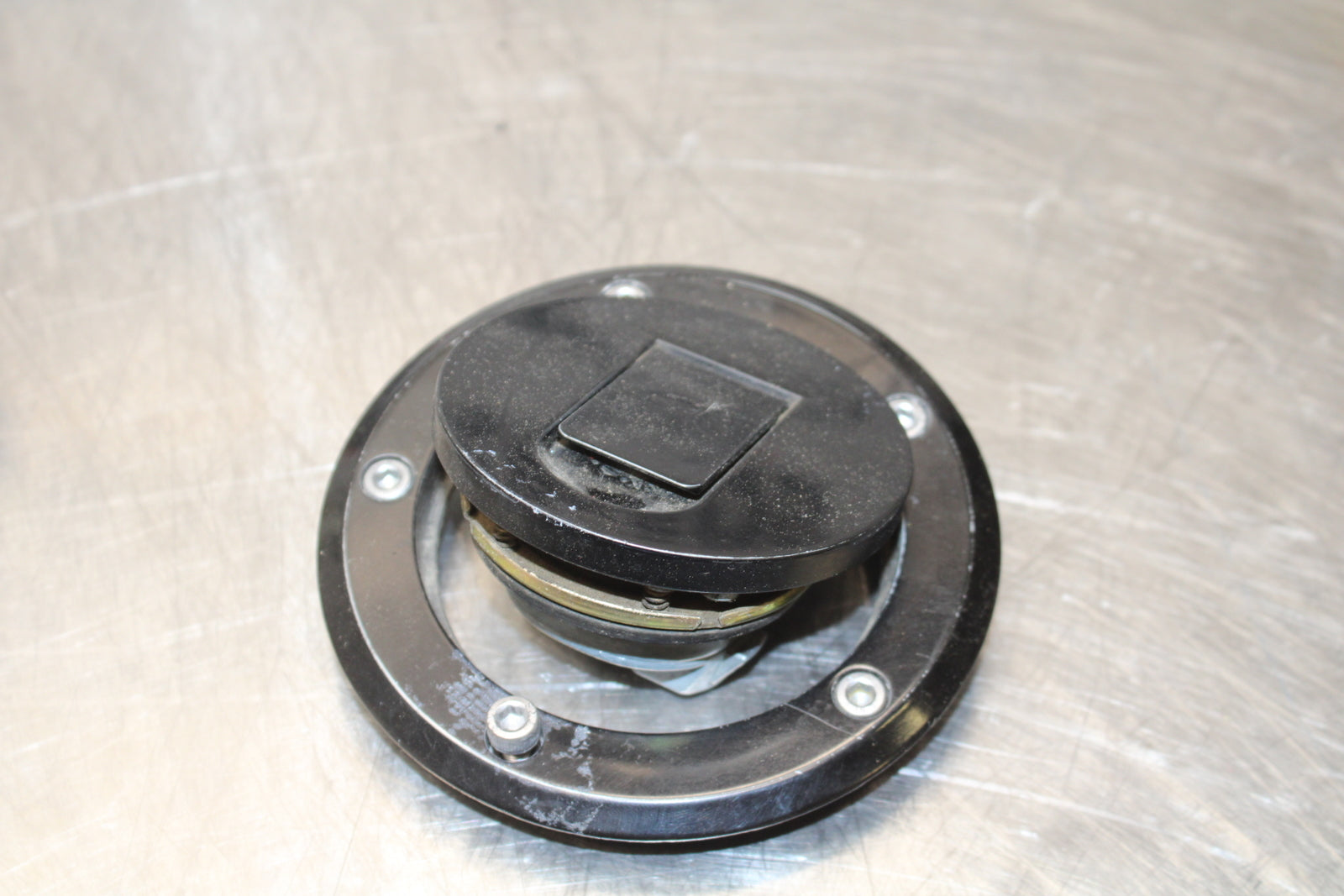 04-05 KAWASAKI NINJA ZX10R IGNITION LOCK KEY SET W/ GAS CAP AND SEAT LOCK BB163