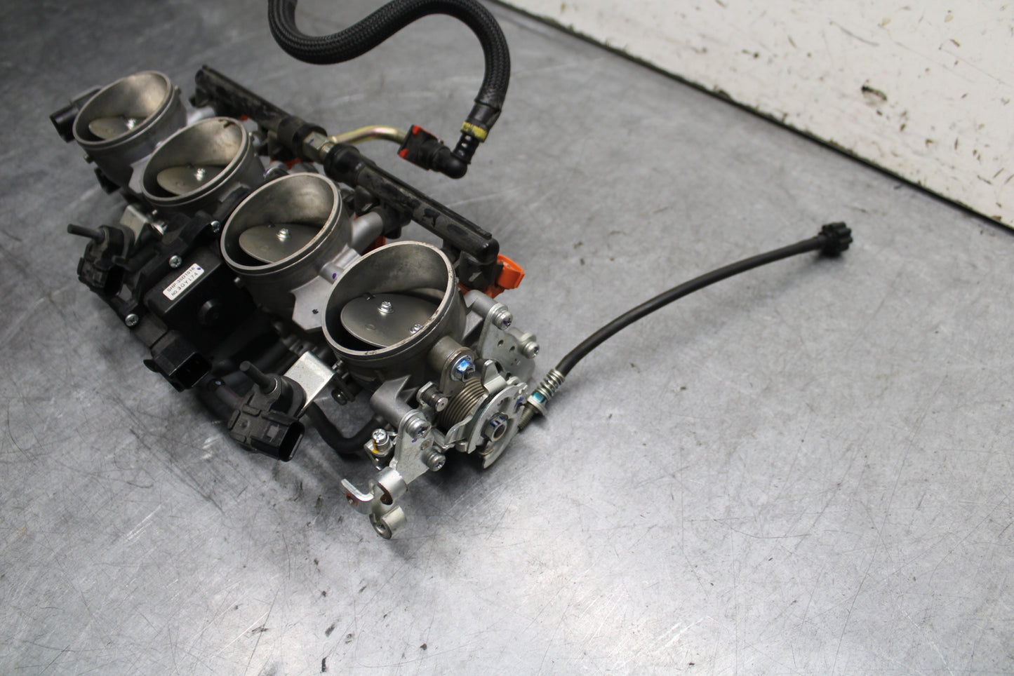 13-18 KAWASAKI NINJA ZX6R MAIN FUEL INJECTORS / THROTTLE BODIES 16163-0772 BB666