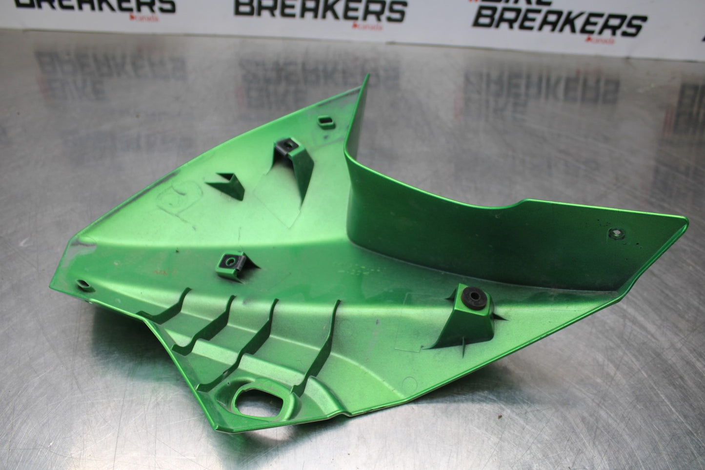 08-18 KAWASAKI KLR650 RIGHT FRONT UPPER NOSE FAIRING COWL SHROUD BB183