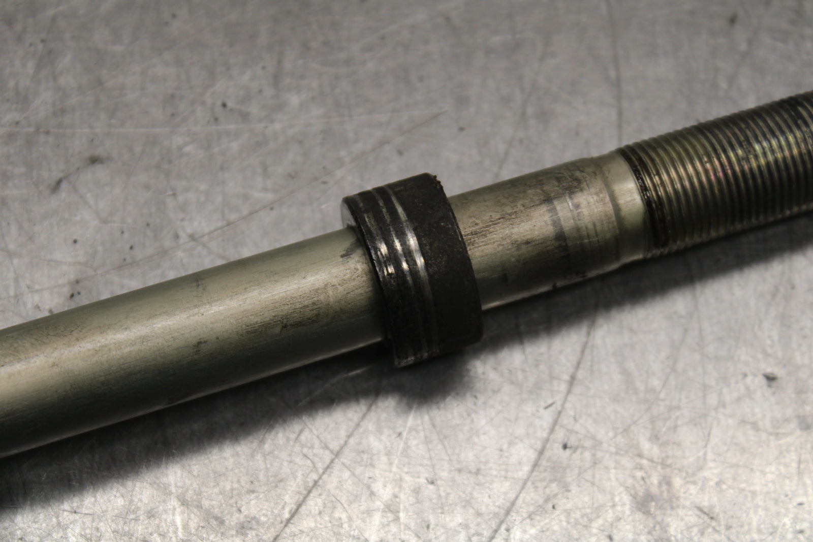 12-13 KAWASAKI Z1000 FRONT WHEEL RIM AXLE PIVOT BOLT BB743