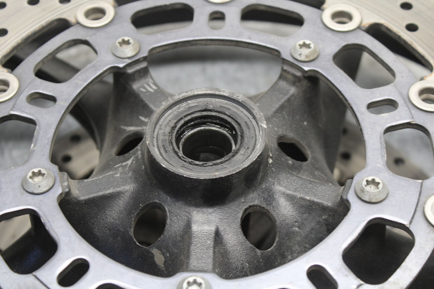 06 YAMAHA YZF R6 FRONT WHEEL FRONT RIM BB716