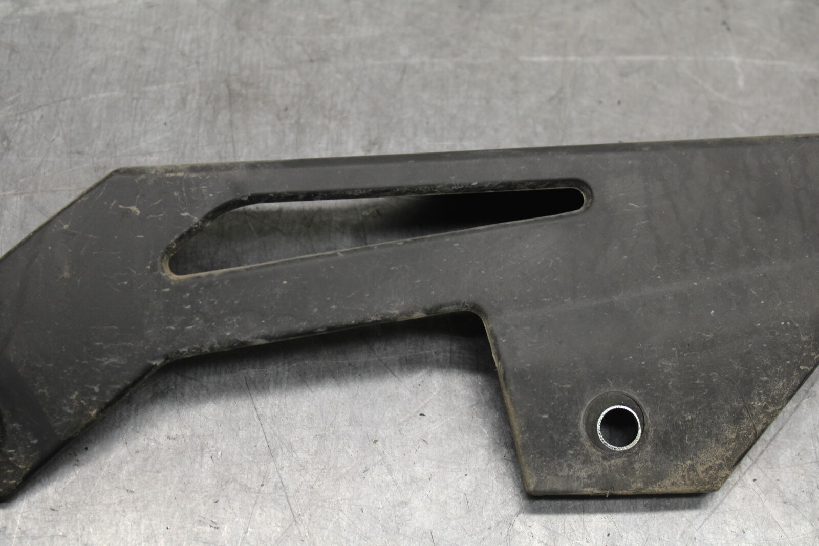 18-24 KAWASAKI NINJA 650 REAR BACK DRIVE CHAIN GUARD COVER SHIELD BB725