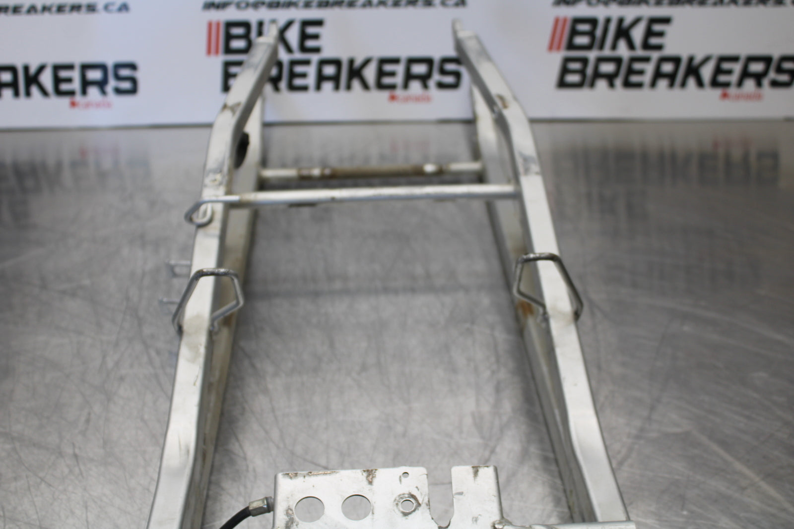98-05 HONDA SUPER HAWK 1000 VTR1000F REAR SUBFRAME BACK SUB FRAME BB152