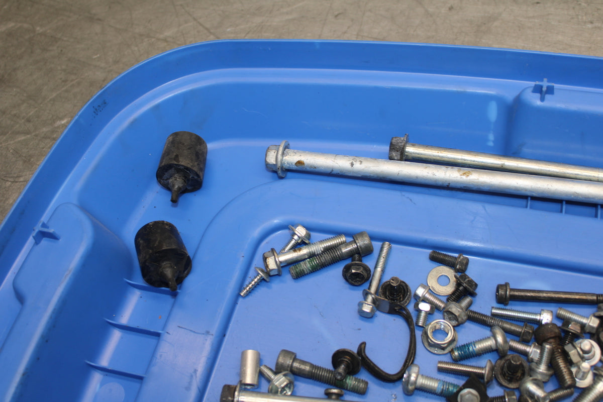 09-11 DUCATI 1198 MOUNTING BOLTS HARDWARE MOTOR SCREWS BB705