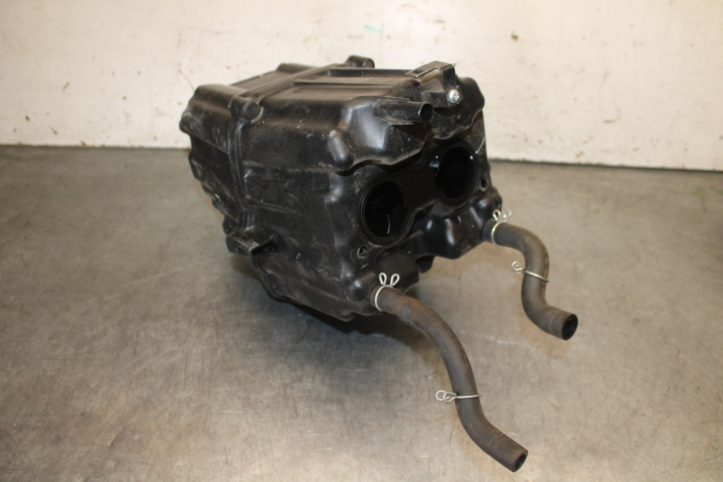 13-15 HONDA CBR500R AIRBOX AIR INTAKE FILTER BOX 17225-MGZ-D00 BB704