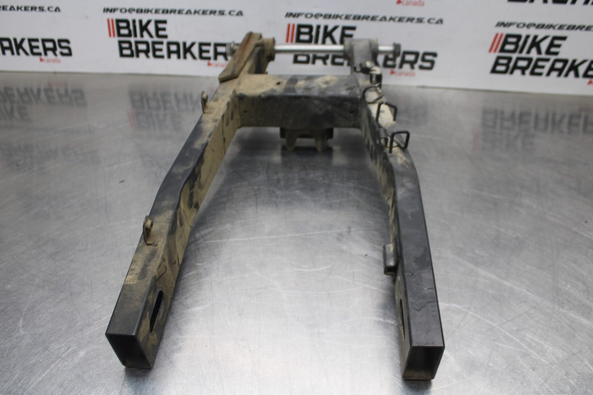18-23 KAWASAKI NINJA 400 EX400 ABS REAR SWINGARM BACK SUSPENSION SWING ARM BB795