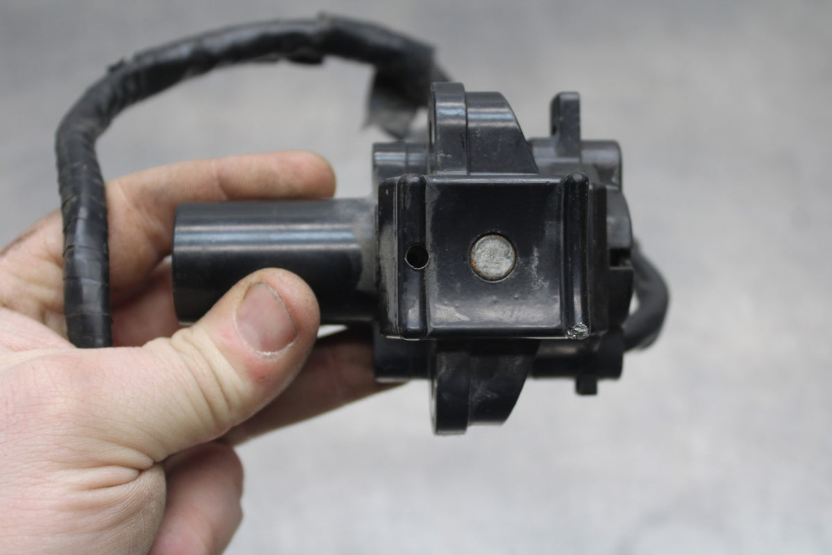 08-12 KAWASAKI NINJA 250R IGNITION LOCK NO KEY BB824