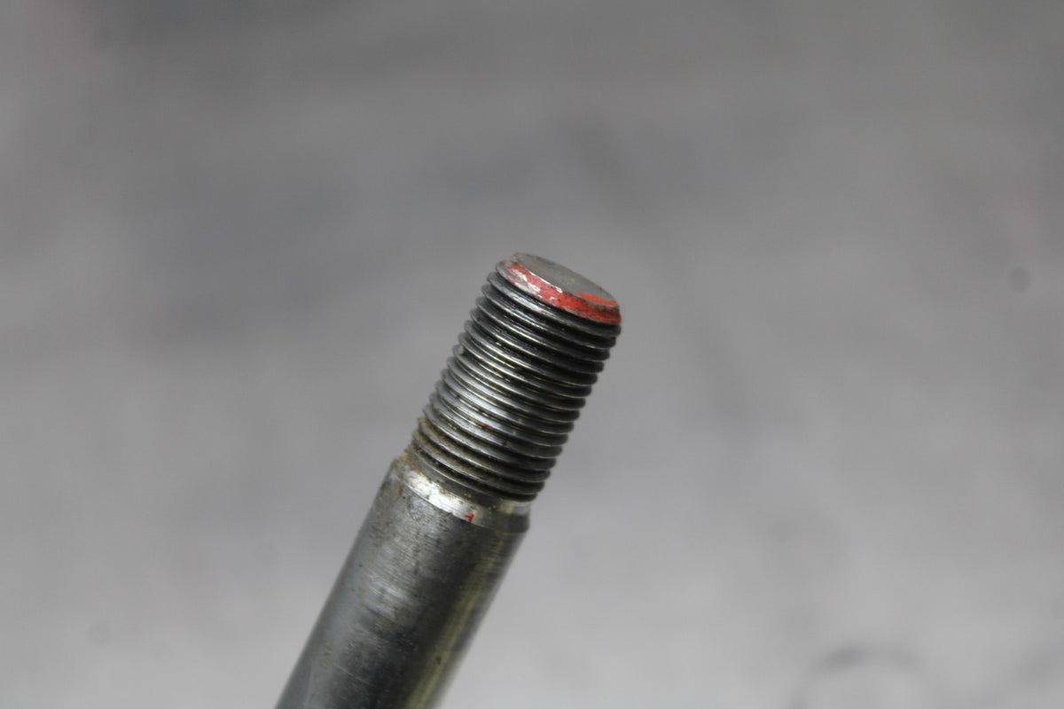 13-15 HONDA CBR500R FRONT WHEEL RIM AXLE PIVOT BOLT BB834