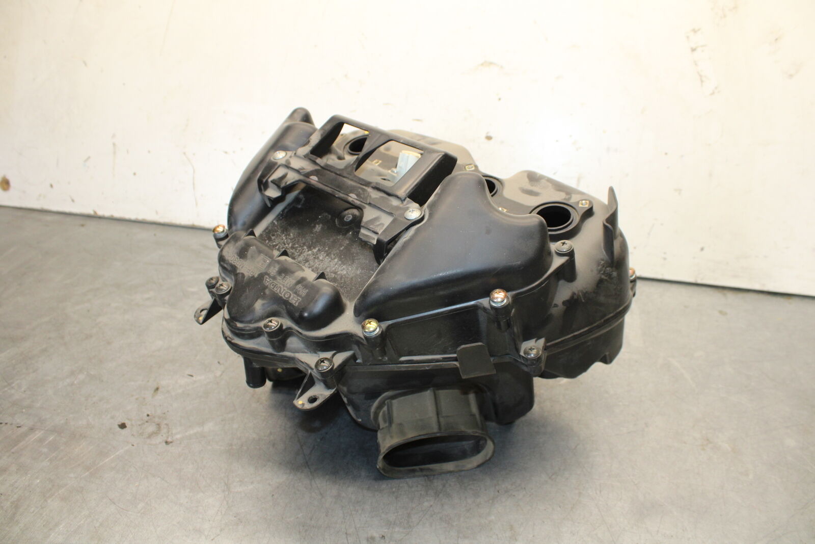 05-06 HONDA CBR600RR AIRBOX AIR INTAKE FILTER BOX  BB655