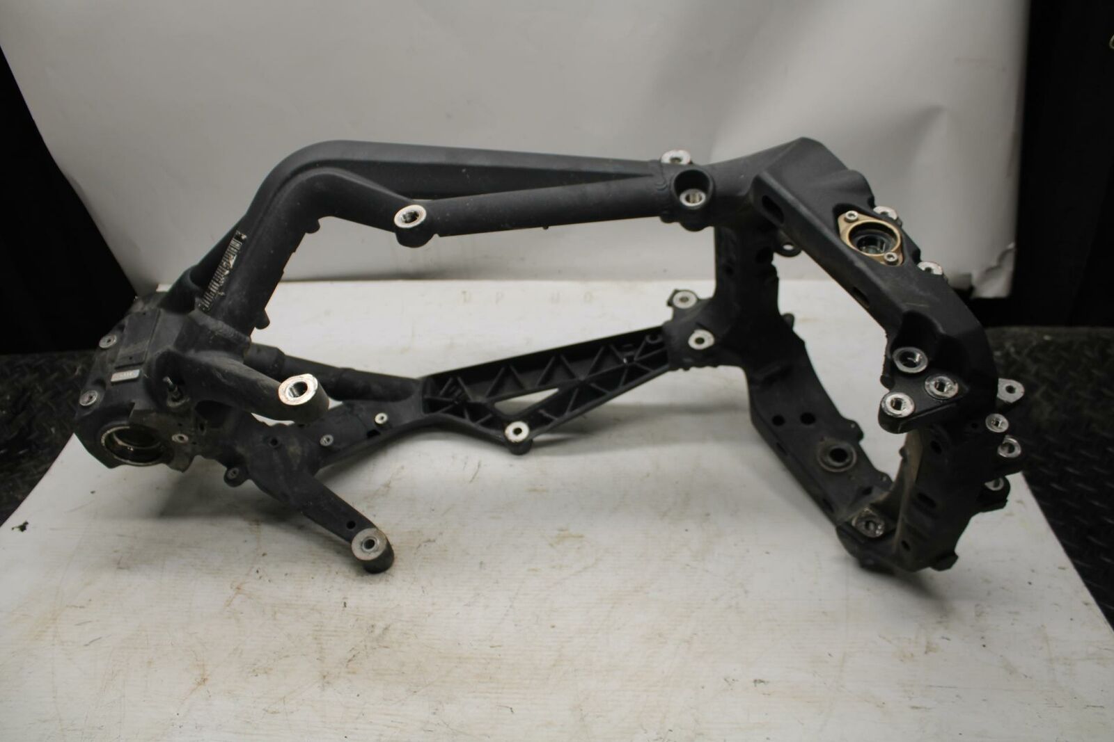 07-16 TRIUMPH STREET TRIPLE FRAME CHASSIS BB356
