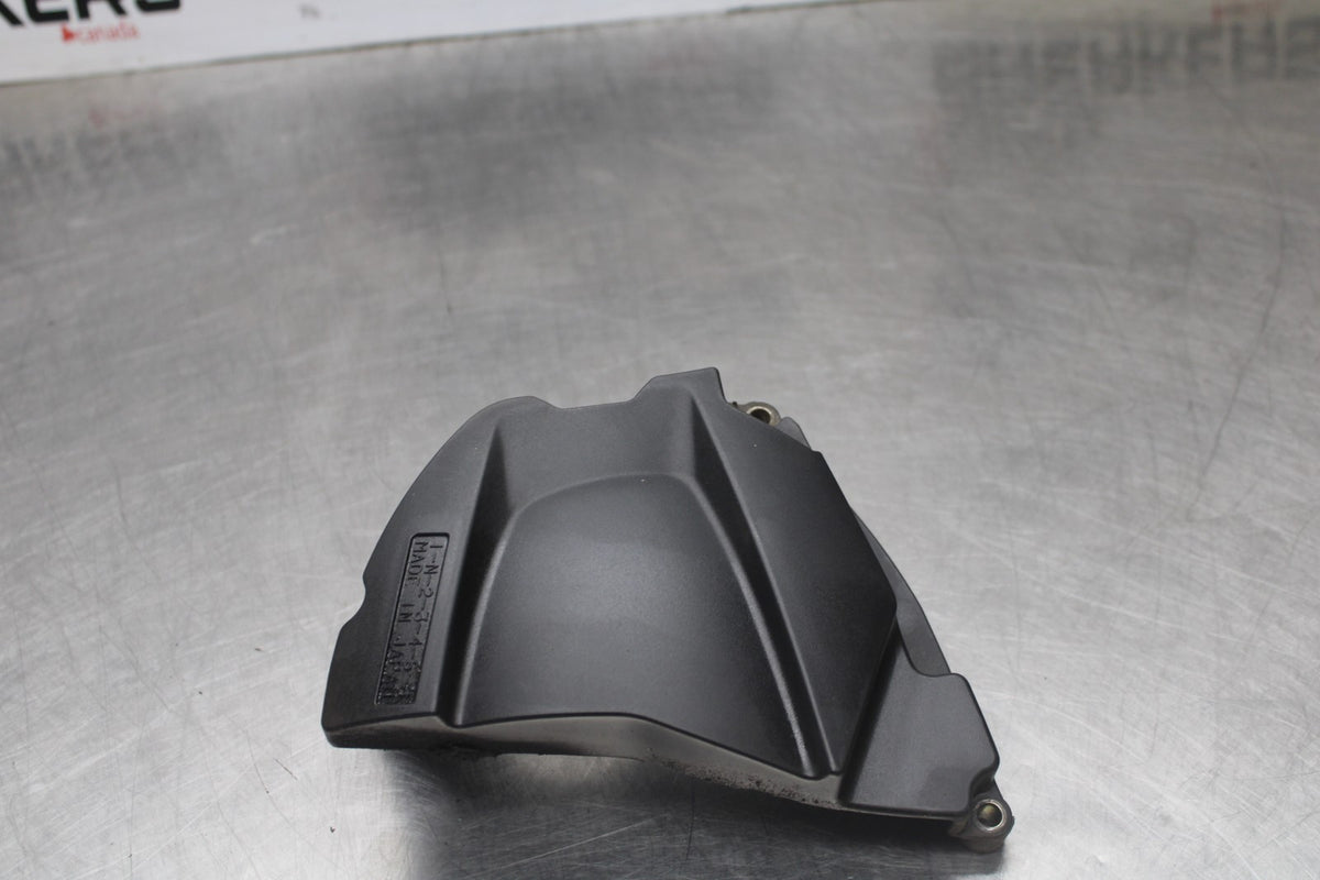 03 YAMAHA YZF R1 ENGINE SPROCKET COVER BB895