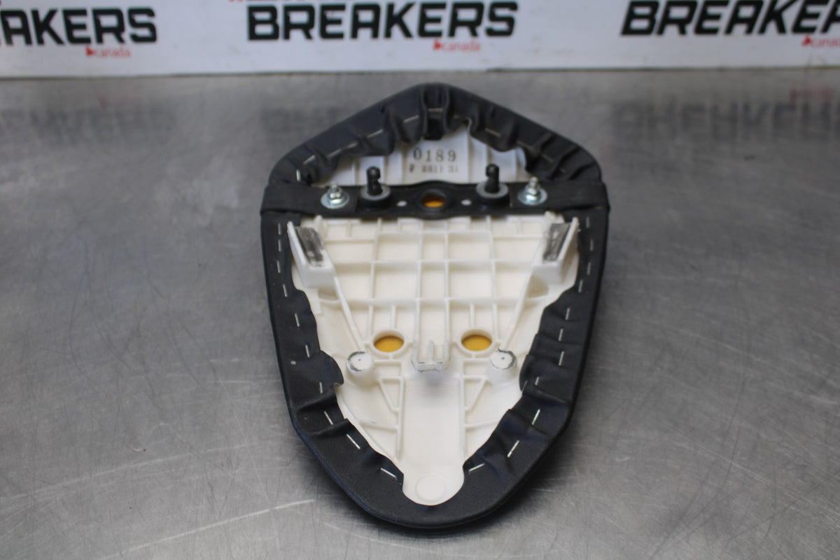 13-18 KAWASAKI NINJA ZX6R REAR BACK PASSENGER TANDEM SEAT PAD SADDLE BB908