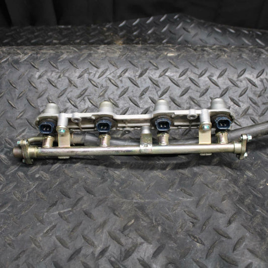 03-04 HONDA CBR600RR SECONDARY FUEL HOSE INJECTORS TOP AIRBOX GAS RAIL BB200