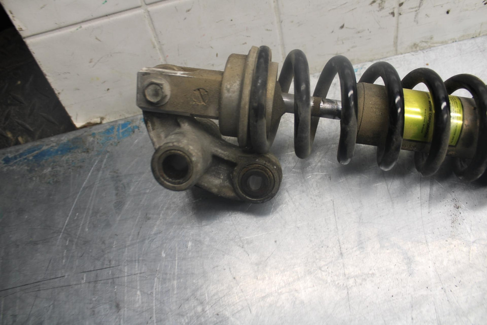 97-98 SUZUKI GSXR 600 SRAD REAR BACK SHOCK ABSORBER SUSPENSION BB455