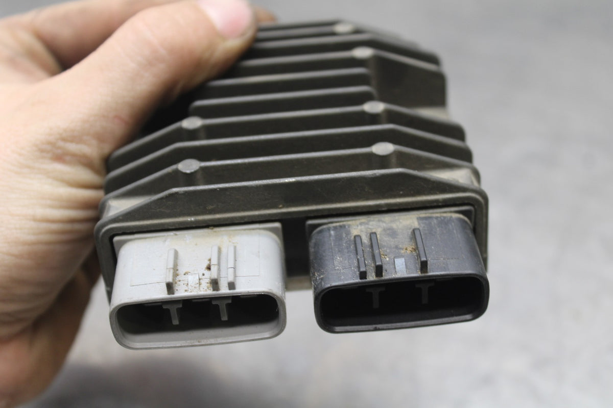 07-08 YAMAHA YZF R1 RECTIFIER VOLTAGE REGULATOR BB771