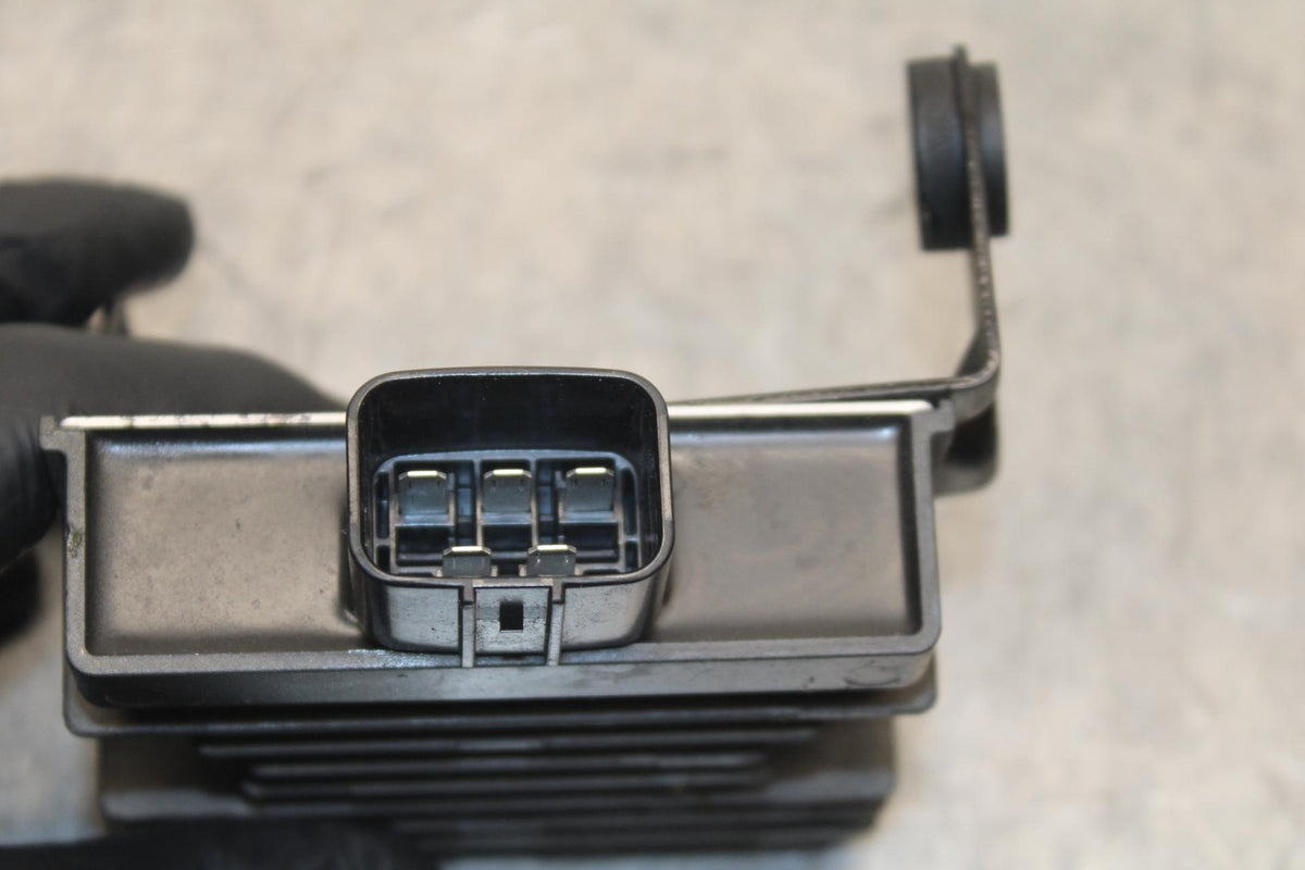 17-20 KAWASAKI NINJA 650 EX650 ABS RECTIFIER VOLTAGE REGULATOR BB88