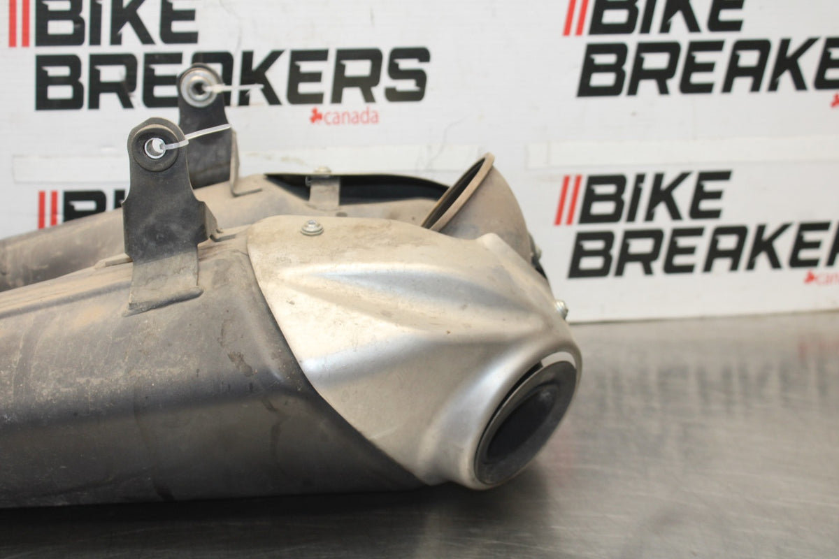 16 DUCATI 959 PANIGALE EXHAUST PIPE MUFFLER SLIP ON CAN SILENCER BB912