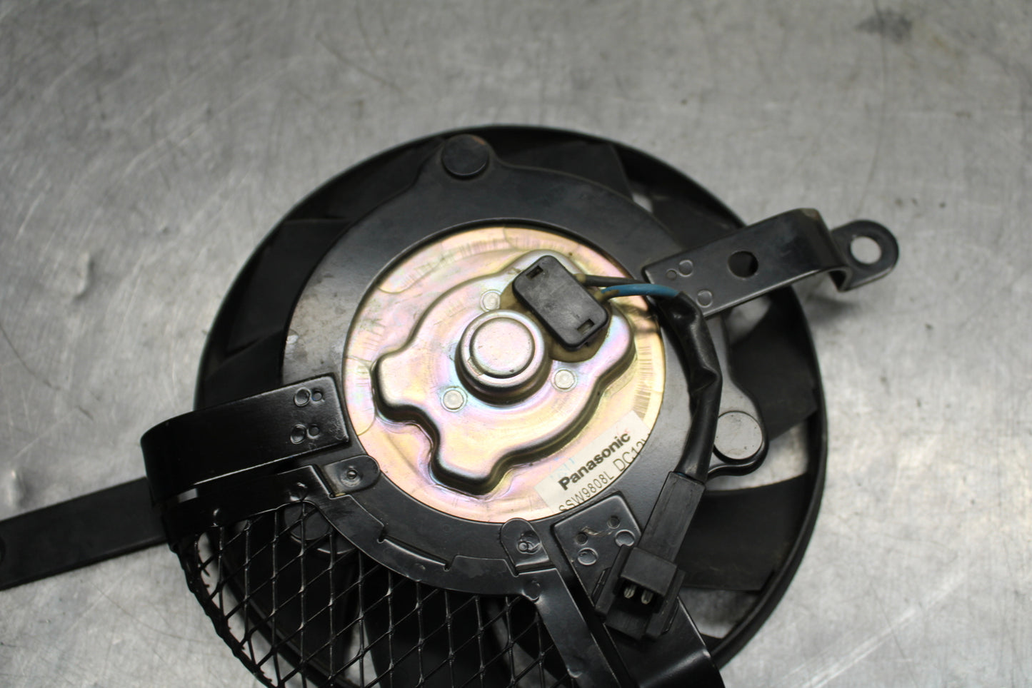 08-10 SUZUKI GSXR750 ENGINE RADIATOR COOLING FAN BB119