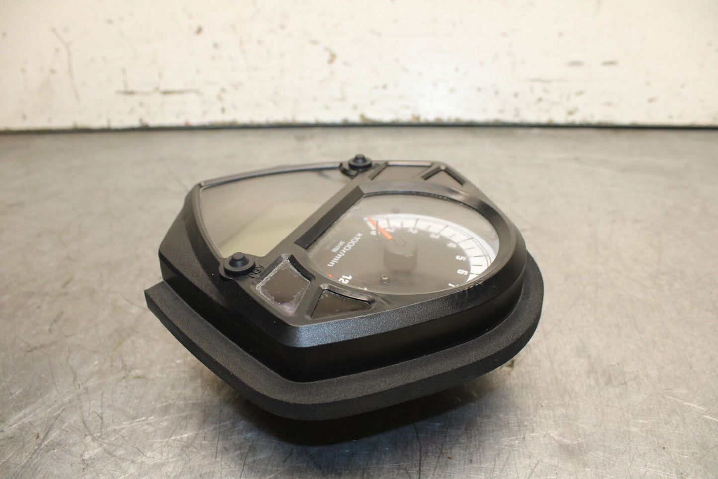 03-06 SUZUKI SV650 SPEEDO TACH GAUGES CLUSTER SPEEDOMETER TACHOMETER BB392