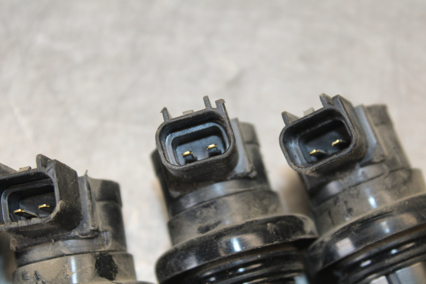 09-14 YAMAHA YZF R1 IGNITION COILS COIL SPARK PLUG CAPS 14B-82310-00-00 BB696