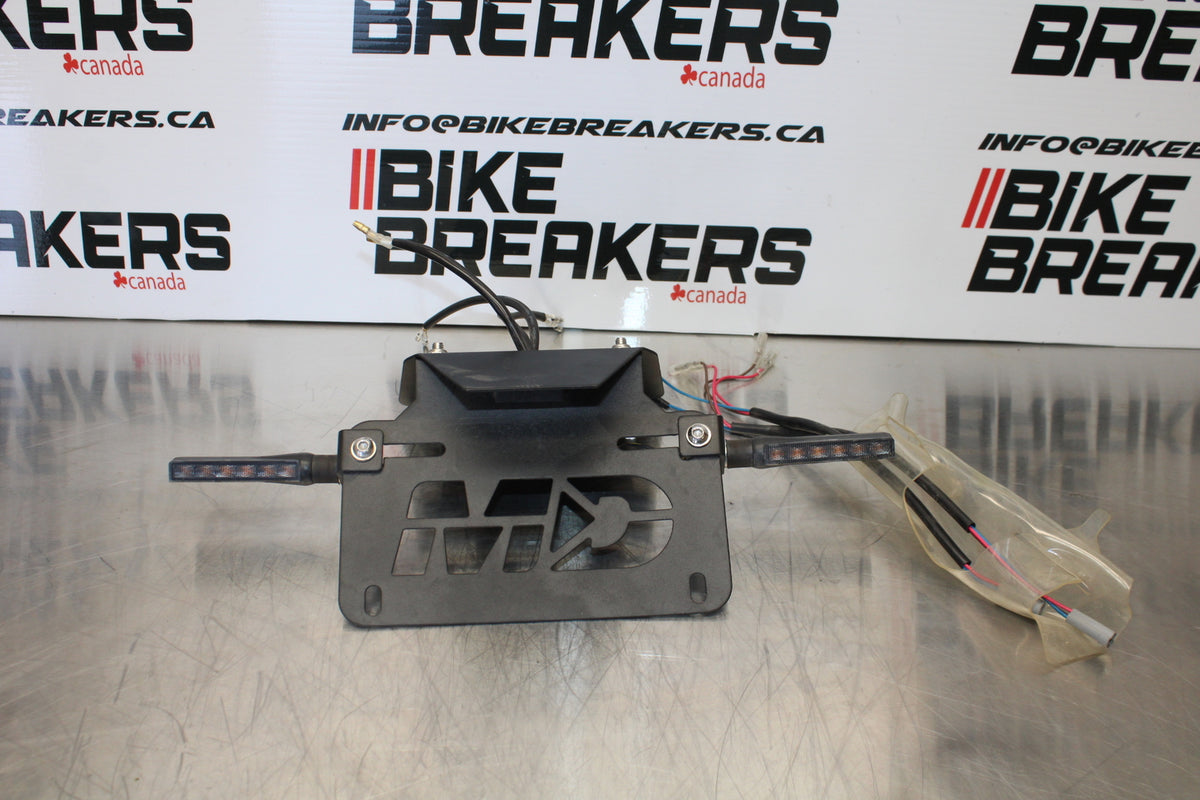 23 YAMAHA YZF R3 FENDER ELIMINATOR LICENSE PLATE BRACKET  BB147