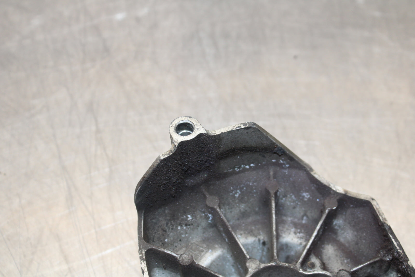 04-05 KAWASAKI NINJA ZX10R ENGINE SPROCKET COVER BB163