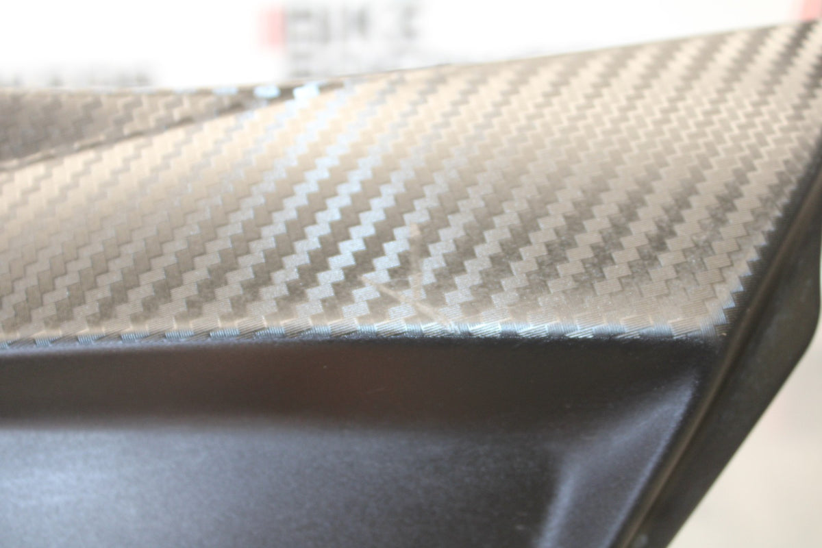 18 SUZUKI GSXR750 LEFT FRAME SIDE COVER COWL PANEL TRIM BB891