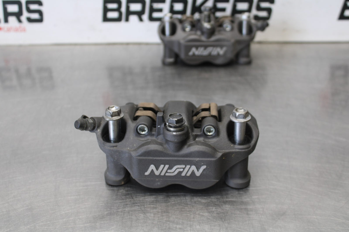 13-18 KAWASAKI NINJA ZX6R RIGHT LEFT FRONT BRAKE CALIPER SET PAIR CALIPERS BB908