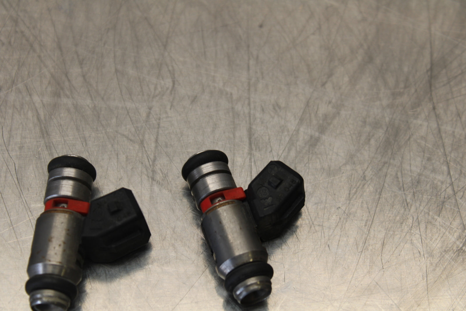 08 MOTO GUZZI BREVA 750 FUEL INJECTOR SET PAIR BB154