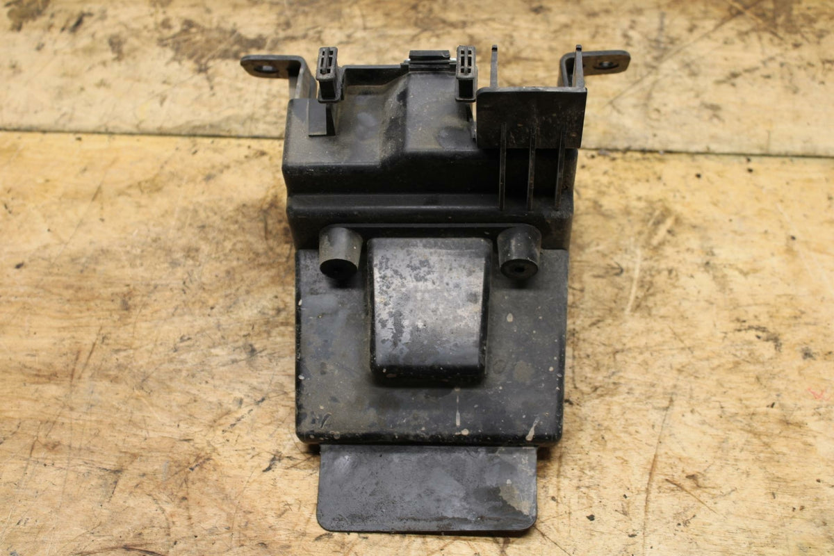 07-11 SUZUKI VSTROM 650 REAR BACK TAIL UNDERTAIL BATTERY TRAY PLASTIC BB340