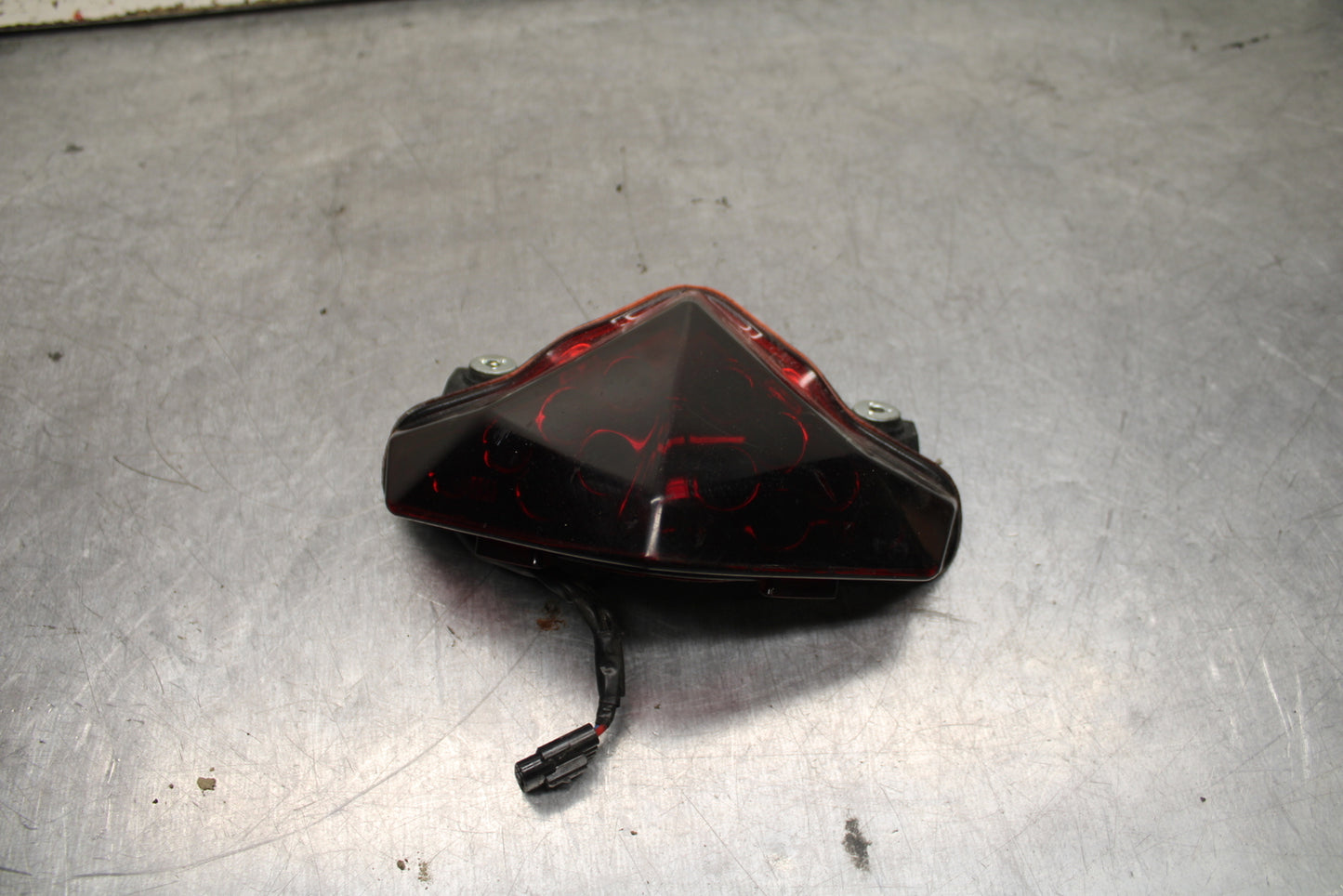 14-15 KAWASAKI NINJA 650 EX650F ABS REAR TAIL TAILLIGHT BACK BRAKE LIGHT BB741