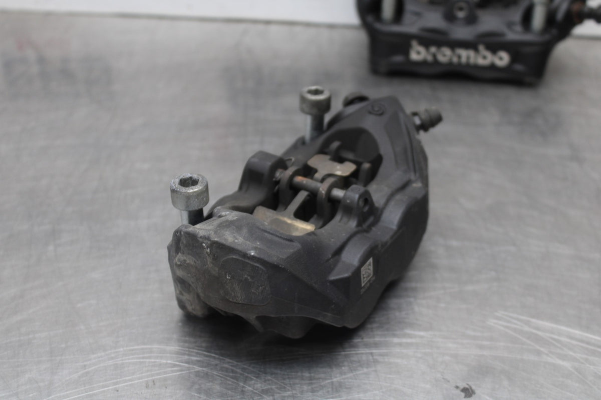 22 HARLEY-DAVIDSON PAN AMERICA 1250 RIGHT LEFT FRONT BRAKE CALIPER PAIR BB910
