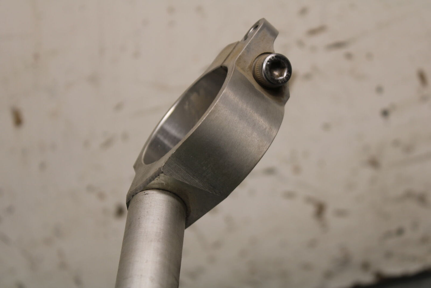 06-07 YAMAHA YZF R6 LEFT CLIP ON HANDLEBAR BB742