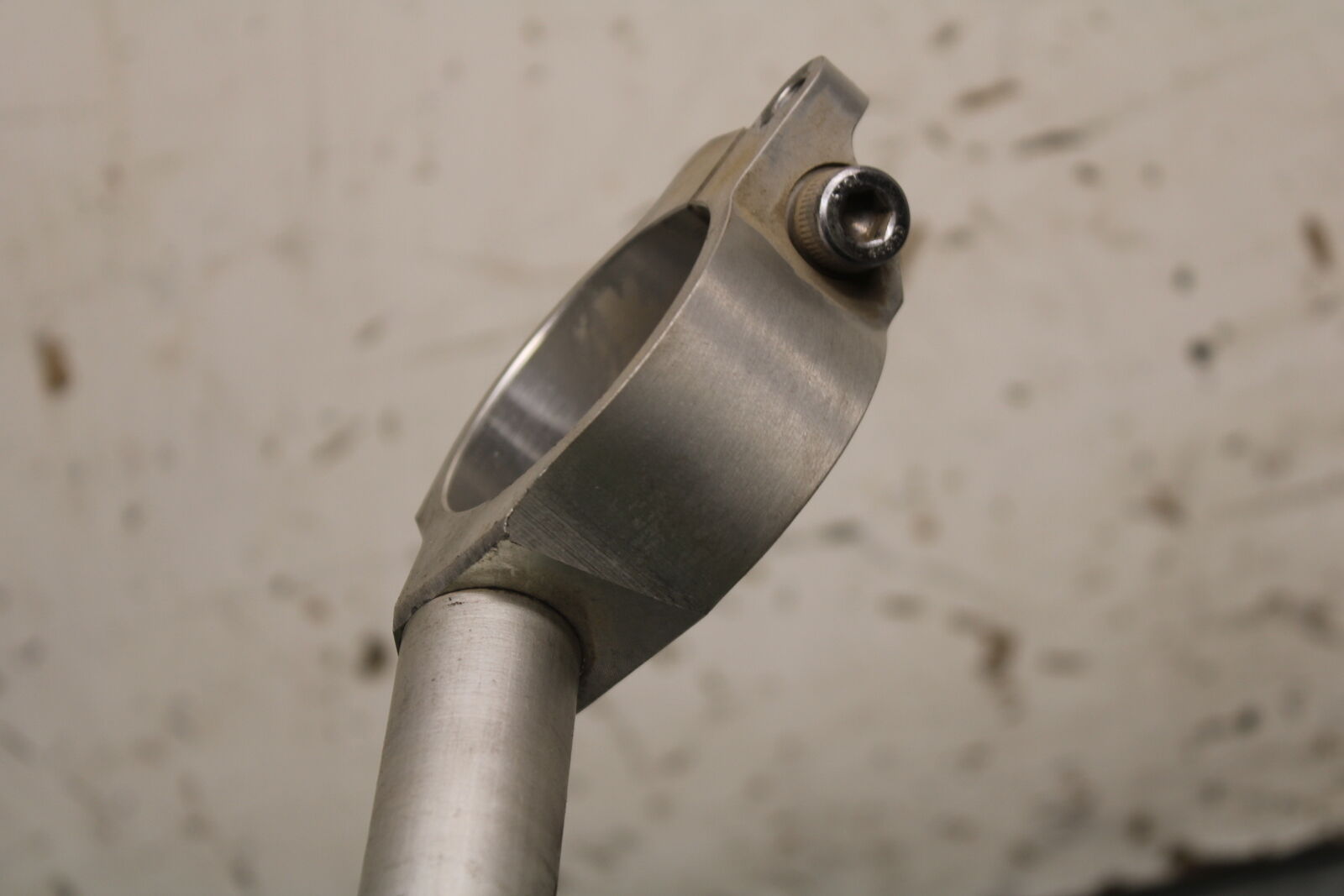 06-07 YAMAHA YZF R6 LEFT CLIP ON HANDLEBAR BB742