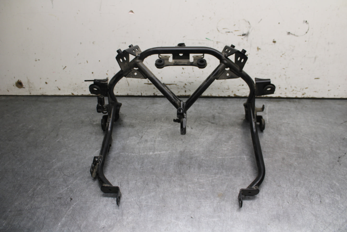 18-24 KAWASAKI NINJA 650 UPPER FAIRING MIRROR GAUGES STAY BRACKET BB725