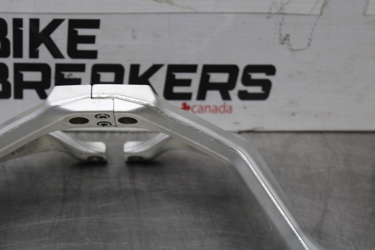 16 DUCATI 959 PANIGALE REAR BACK PASSENGER PEG SET PAIR BB912