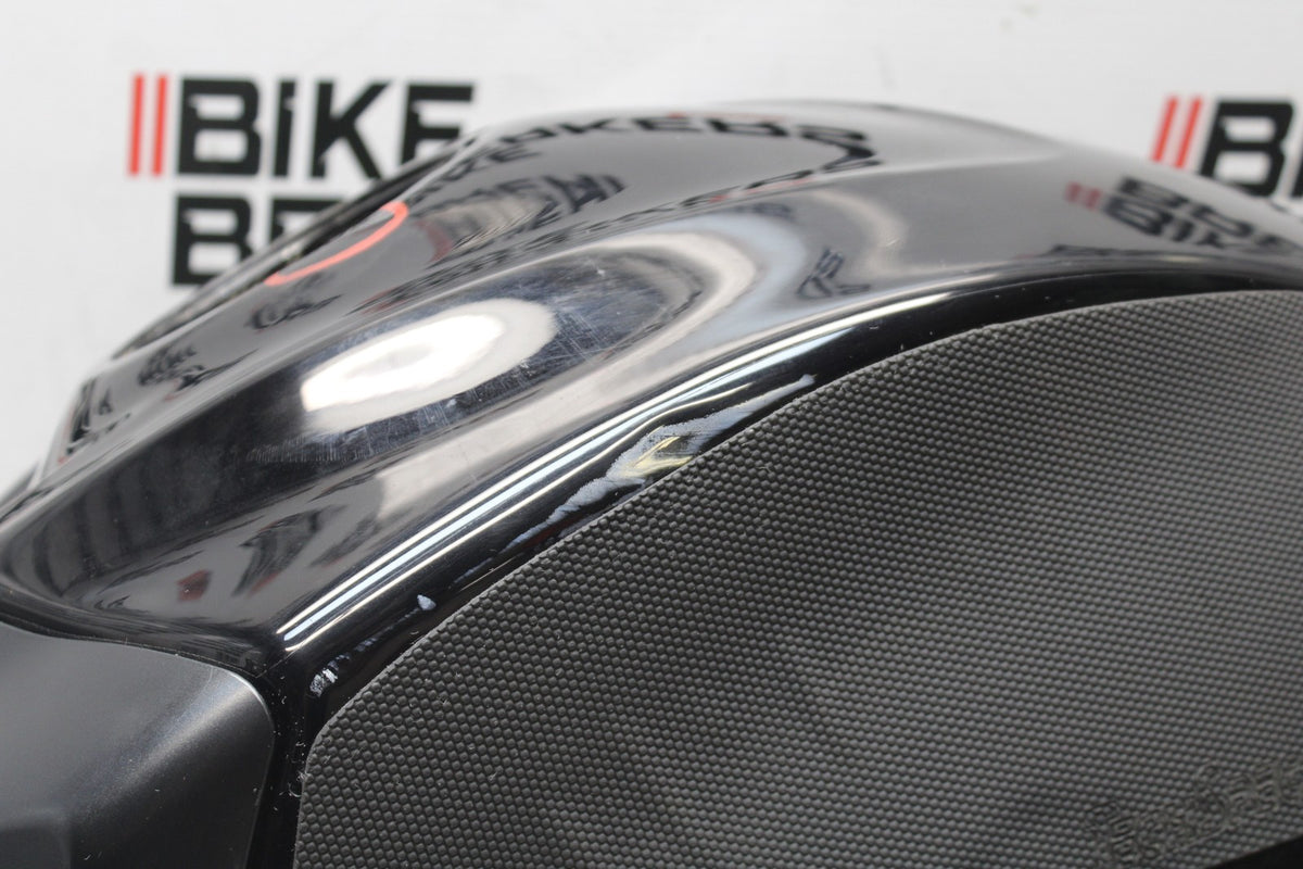 09 SUZUKI GSXR1000 GAS TANK FUEL CELL PETROL RESERVOIR BB777