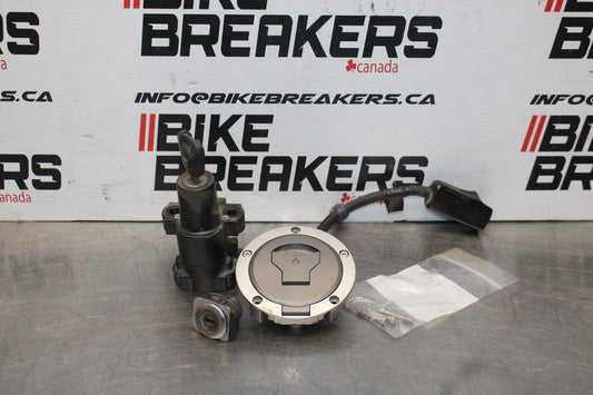 18 HONDA CB500F IGNITION LOCK KEY SET W/ GAS CAP AND SEAT LOCK BB861