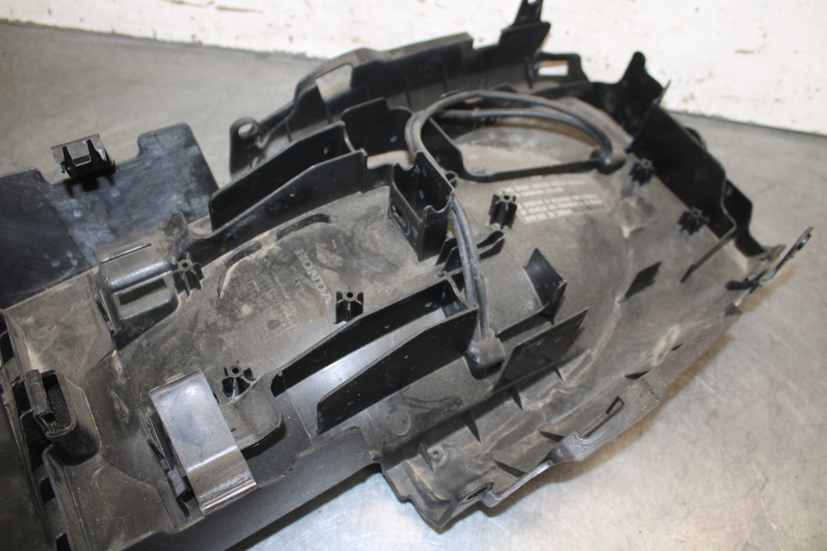 13-15 HONDA CBR500R REAR TAIL UNDERTAIL BATTERY TRAY PLASTIC 80105-MGZ-J00 BB704