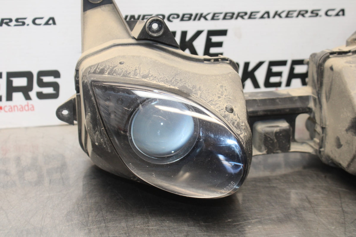 07-08 KAWASAKI NINJA ZX6R FRONT HEADLIGHT HEAD LIGHT LAMP 23007-0071 BB203