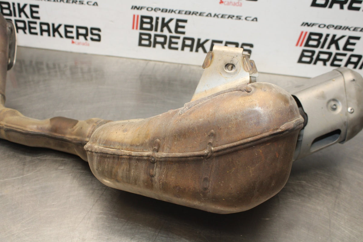 22-25 YAMAHA YZF R7 FULL EXHAUST SYSTEM HEADERS PIPE MUFFLER BB850