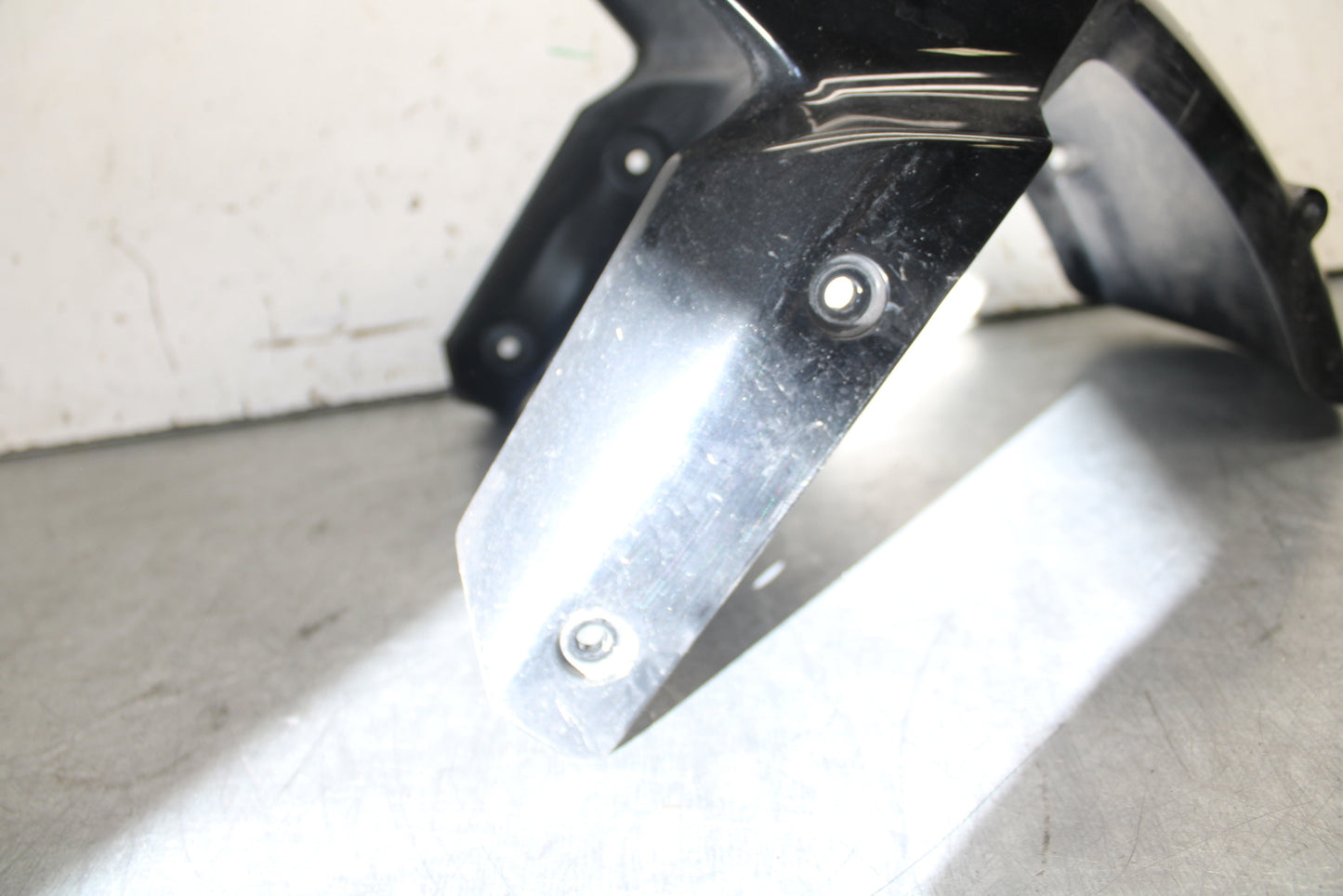 09-12 KAWASAKI NINJA ZX6R FRONT WHEEL FENDER COWL FAIRING 5004-0118-17K BB698