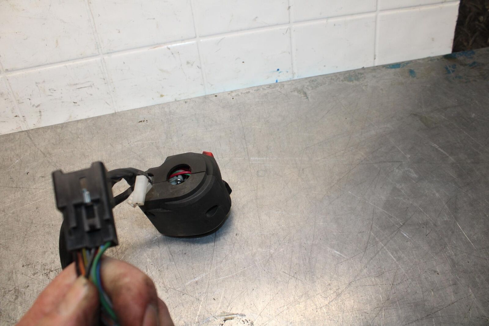 08-09 KAWASAKI NINJA ZX14R LEFT CLIP ON HANDLE HORN SIGNALS SWITCH SWITCHES BB73