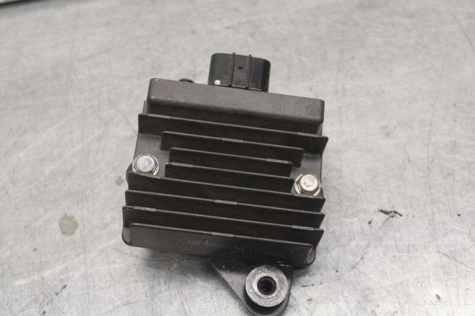 12-17 KAWASAKI ER-6N Z650 RECTIFIER VOLTAGE REGULATOR BB607